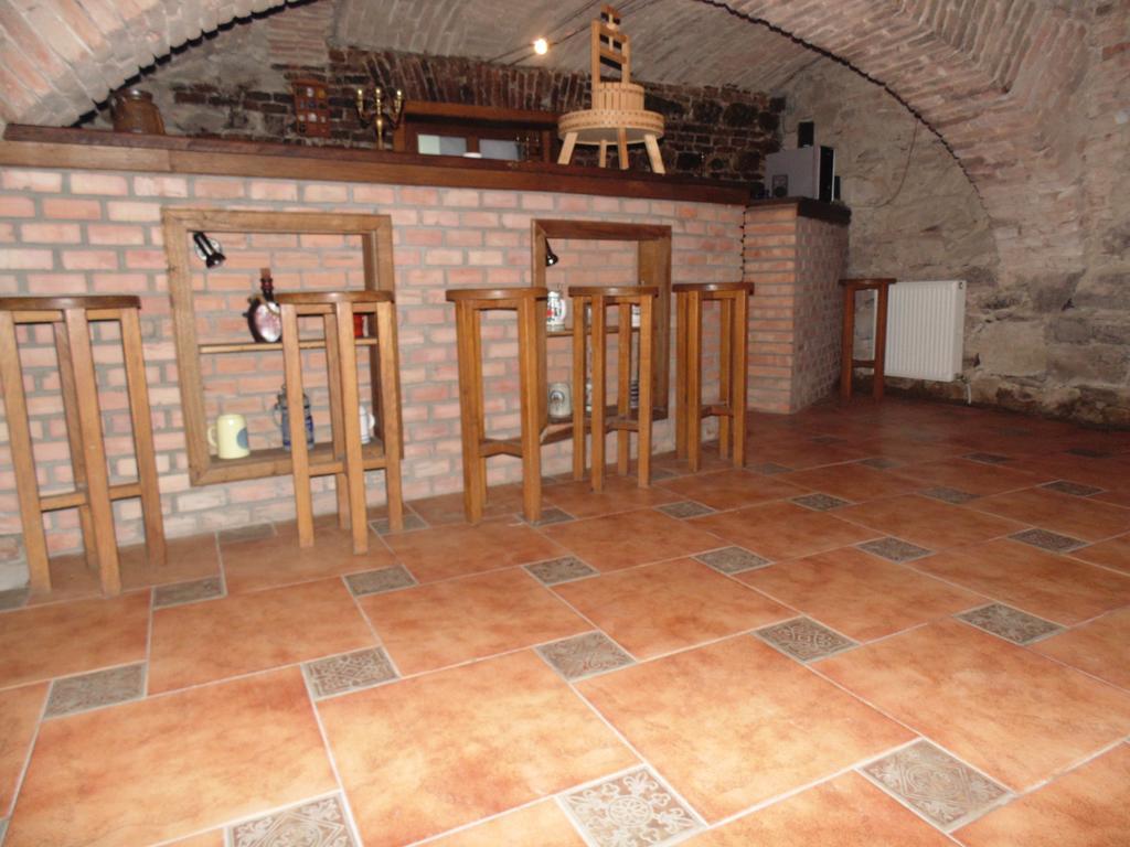 Pensiunea Sub Cetate Cisnădie Εξωτερικό φωτογραφία